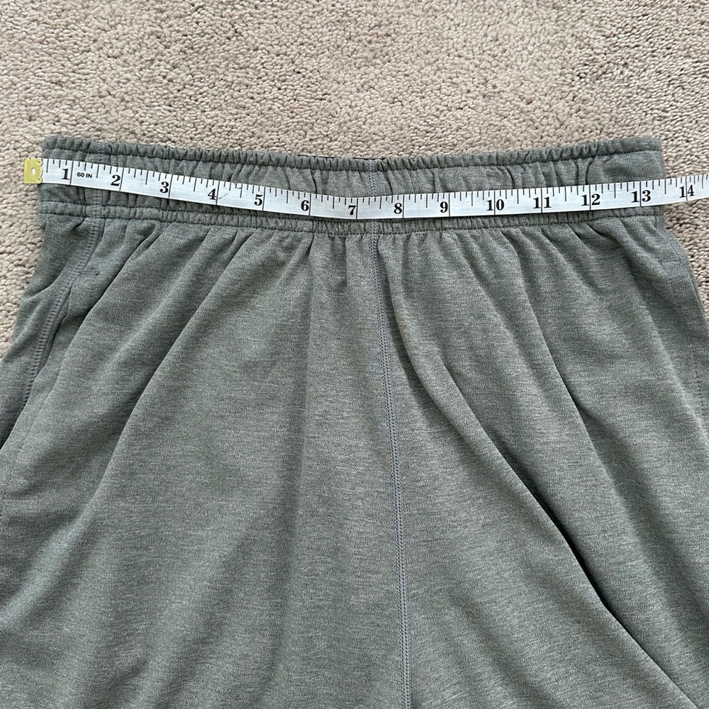Nike Grey Dri-Fit Basketball Shorts - Athletic Athleisure Workout Running - Picture 6 of 15